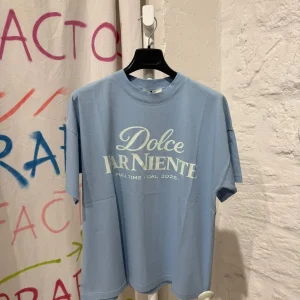 T-SHIRT MANICHE CORTE