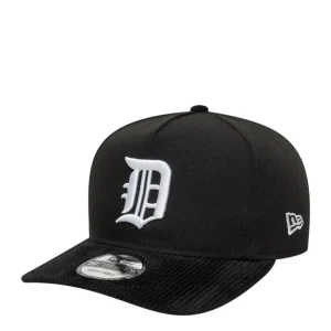 CAPPELLI CON VISIERA