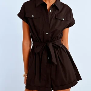 TUTA CORTA CON CINTURA IN VITA