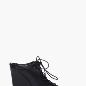 Sabot pelle nero con lacci 1725