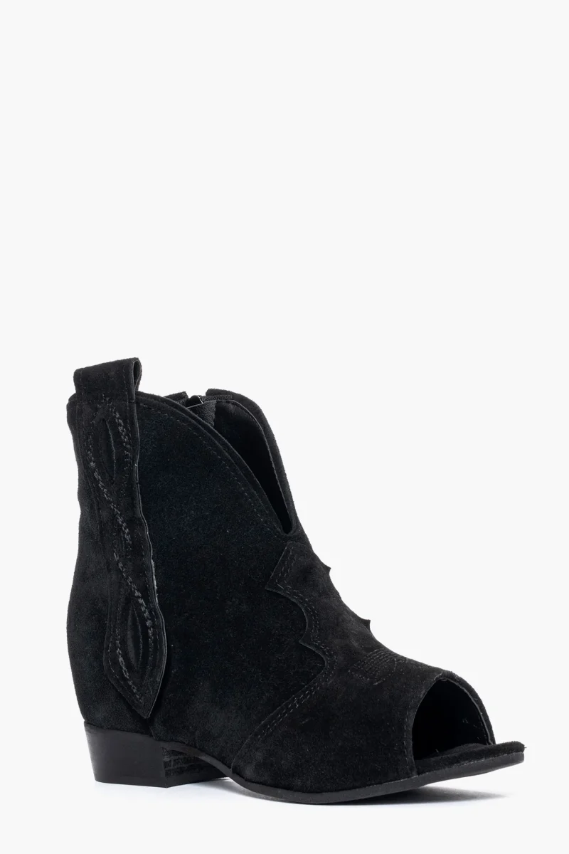 Tronchetto camoscio nero con rialzo e ricamo 1692 - immagine 3