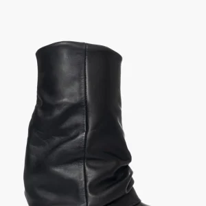 Stivaletto pelle nero con risvolto aggrappato Orietta 14