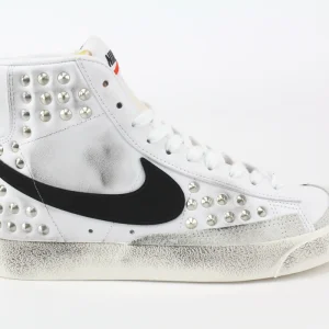 Nike Blazer Black & Borchie