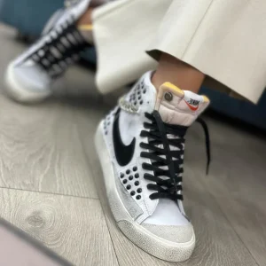 Nike Blazer Borchie Nere & Catena