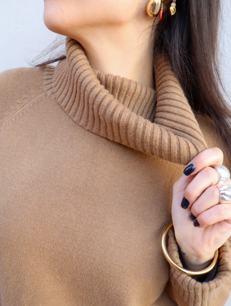 Maglia Tasche – collo alto - immagine 9