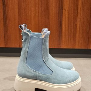 Stivaletti camoscio celeste Vienna con elastici